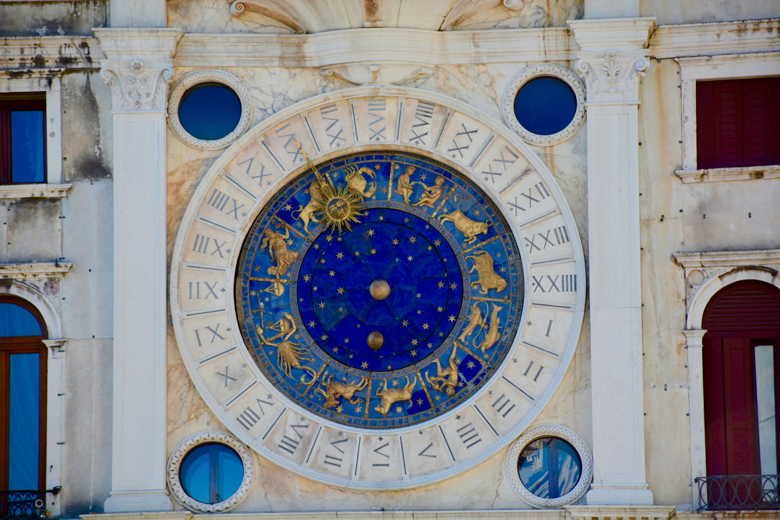 Night sky with zodiac symbols representing astro-numerology and Vedic astrology
